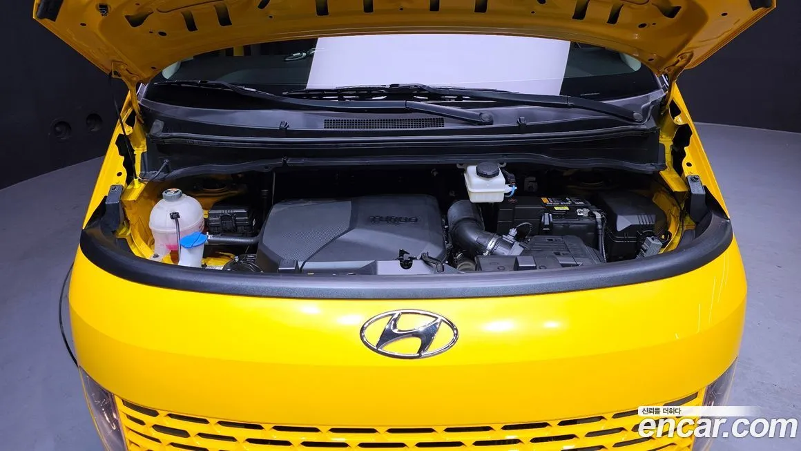 Hyundai Staria 2023 из KR, фото 6