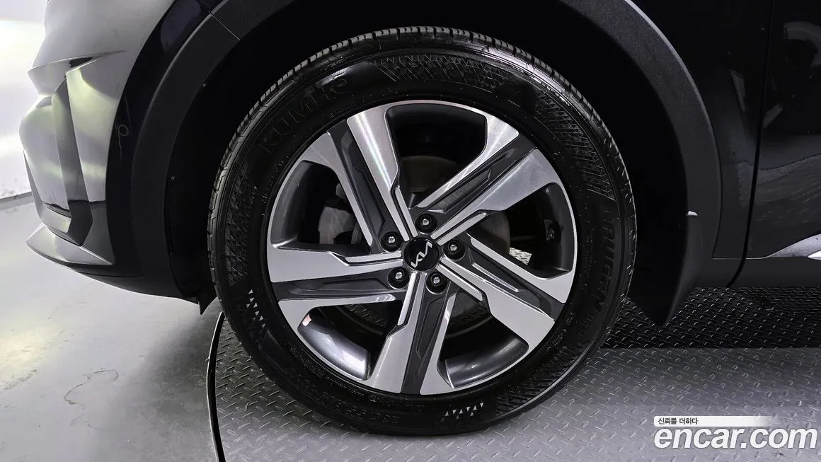 Kia Sorento — фото 6