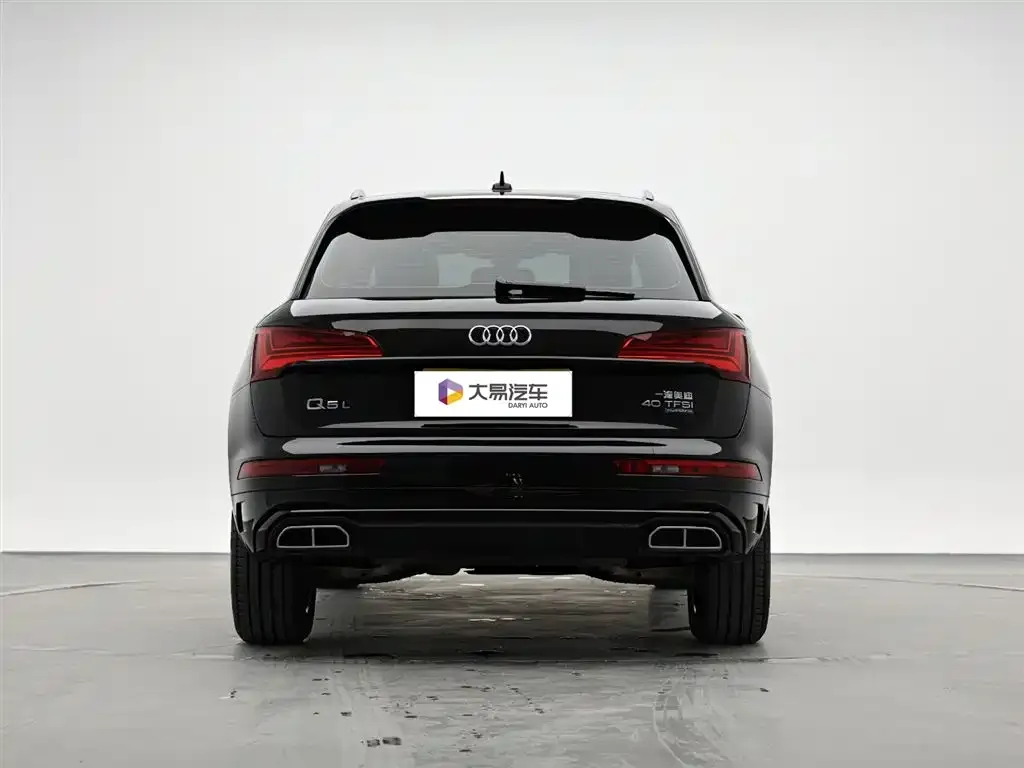 Audi Q5L — фото 2