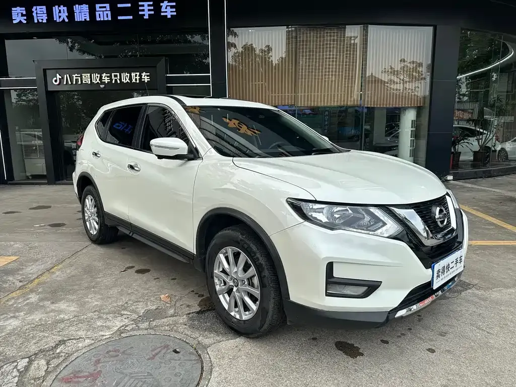Nissan X-Trail 2021 из CN, фото 4