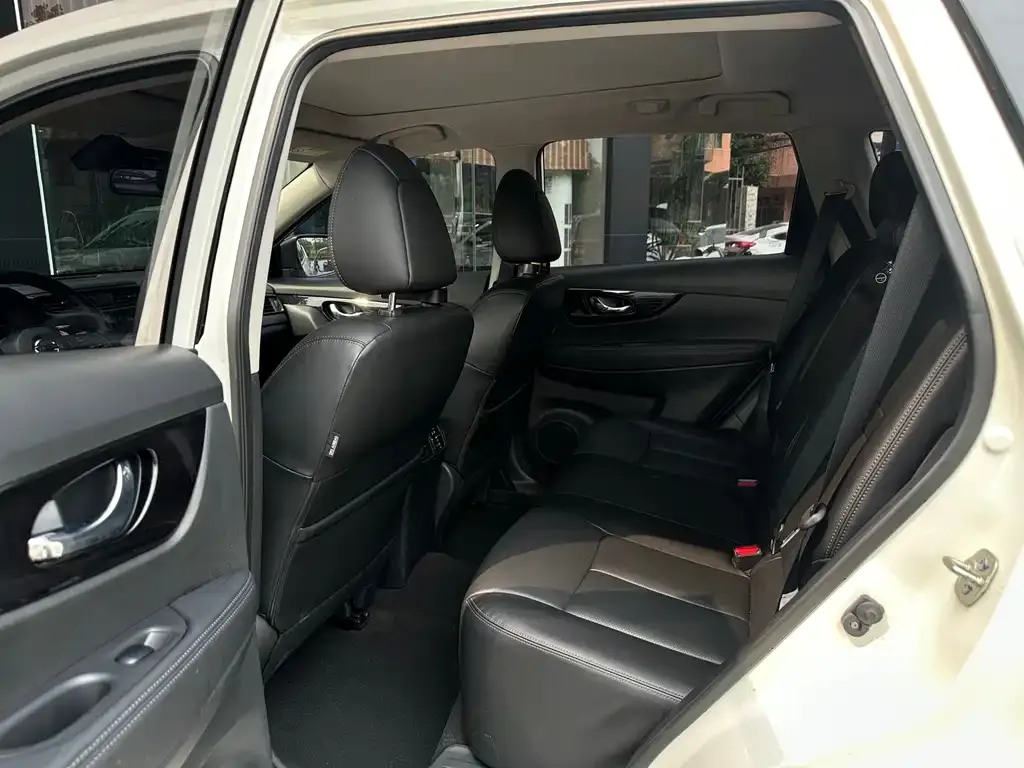 Nissan X-Trail 2021 из CN, фото 5