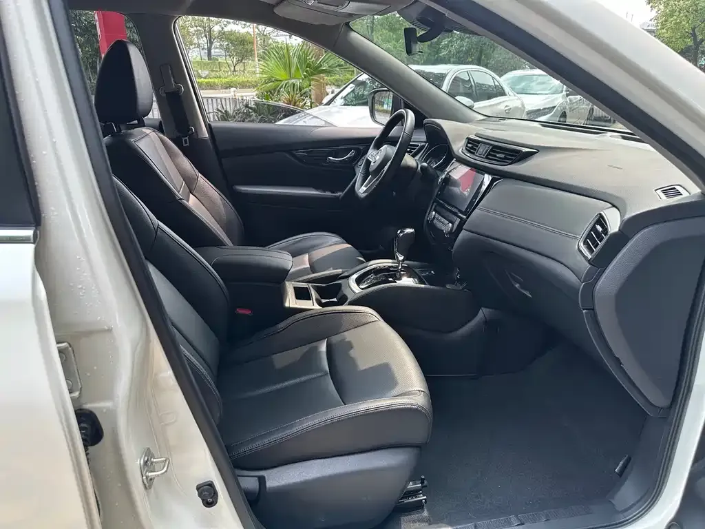 Nissan X-Trail 2021 из CN, фото 6