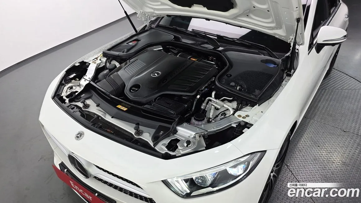 Mercedes-Benz CLS-Class — фото 10
