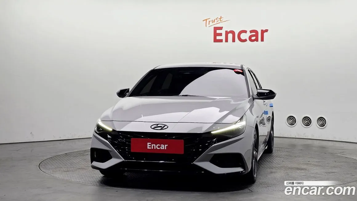 Hyundai AVANTE — фото 3
