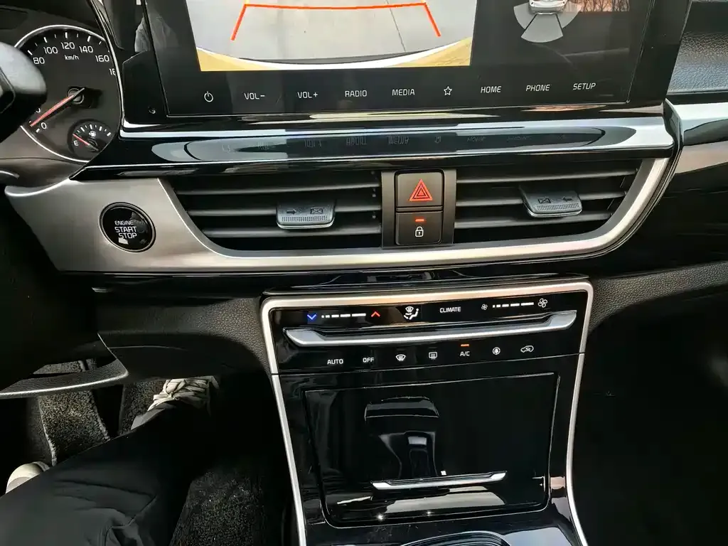 Kia KX3 — фото 10