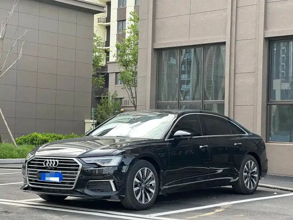 Audi A6L — фото 6