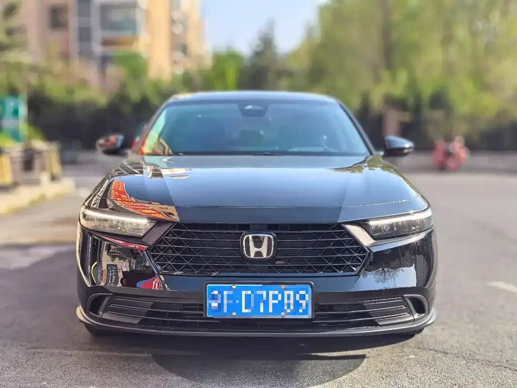 Honda Accord — фото 4