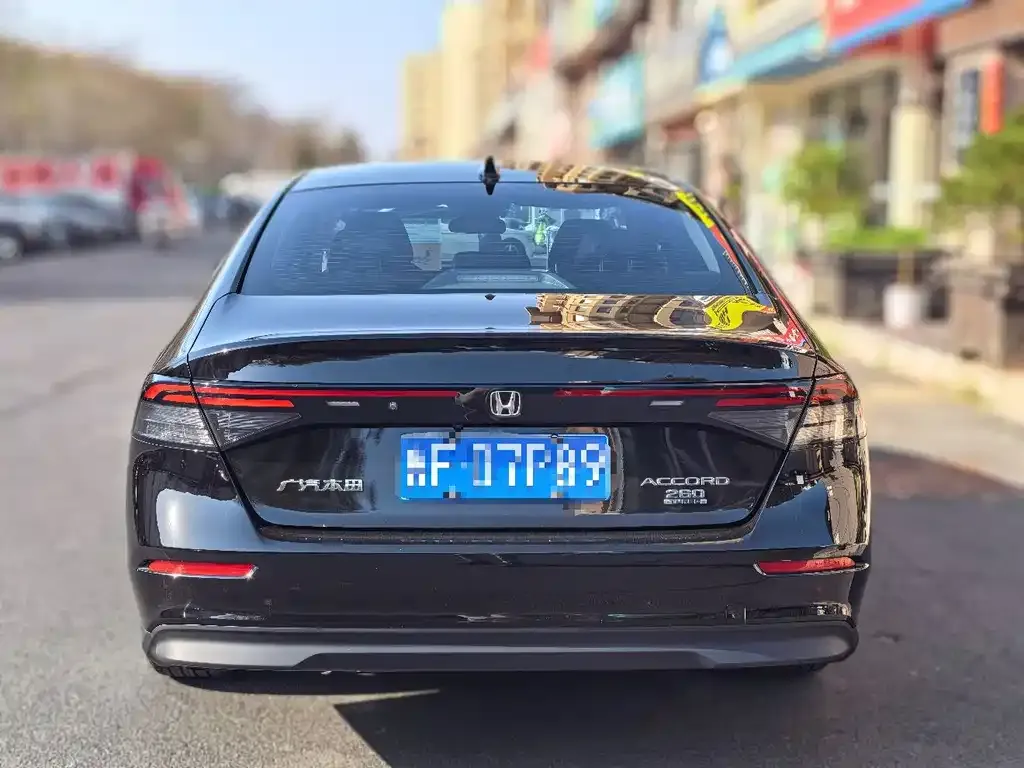 Honda Accord — фото 6