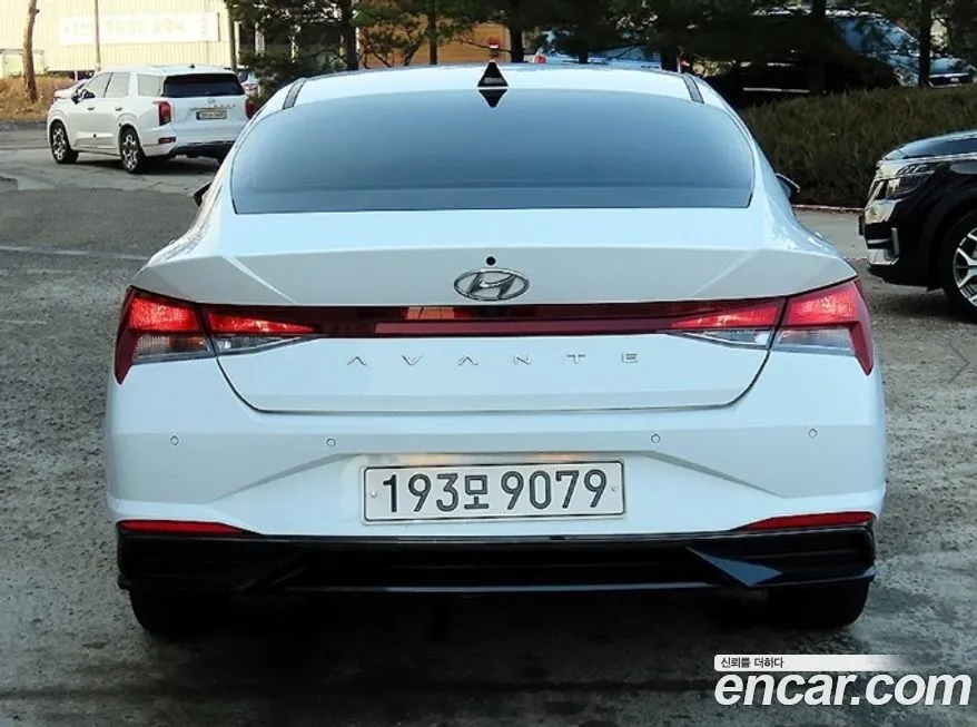 Hyundai AVANTE — фото 5