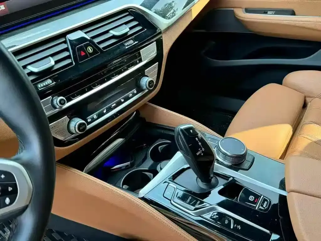 BMW 6 Series GT — фото 4