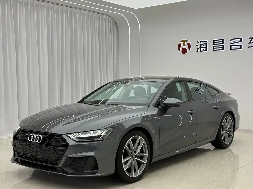Audi A7 — фото 1
