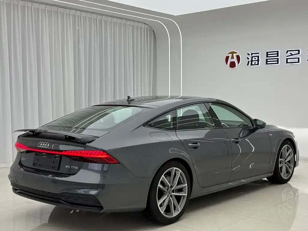 Audi A7 — фото 3