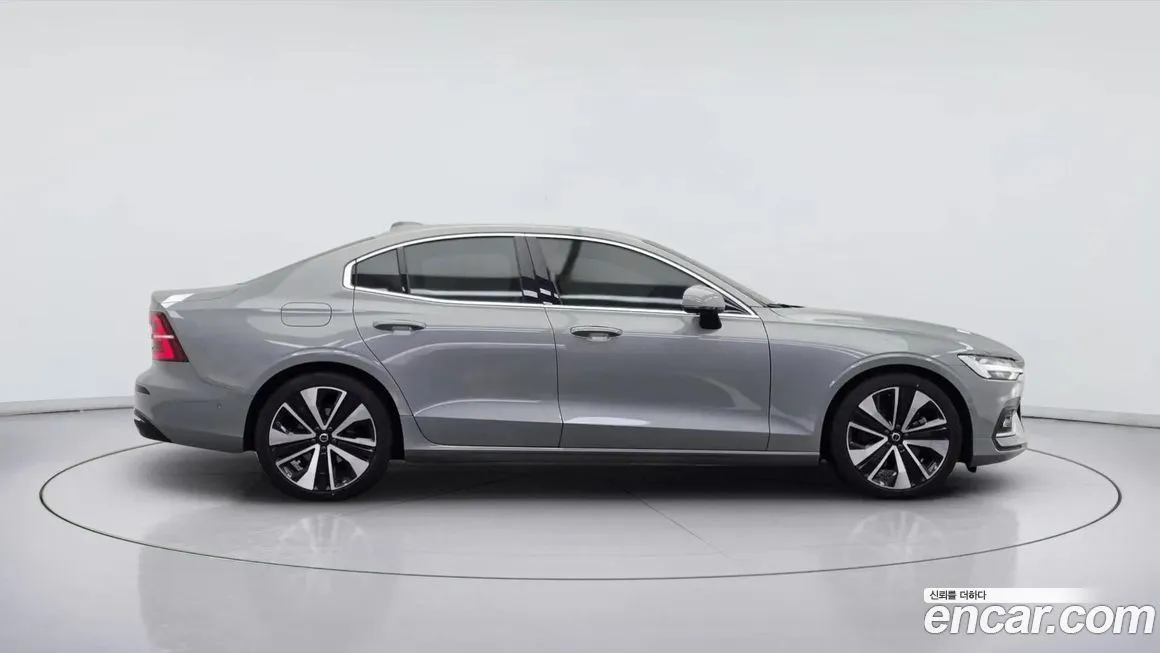 Volvo S60 — фото 2