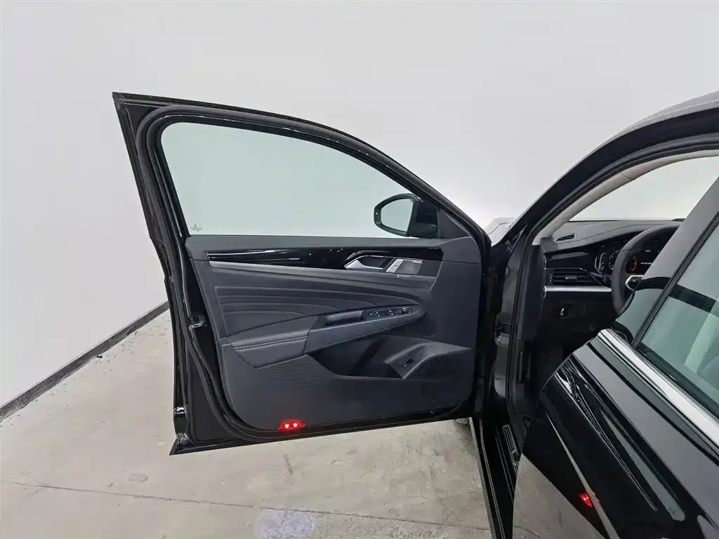 Volkswagen Passat — фото 5