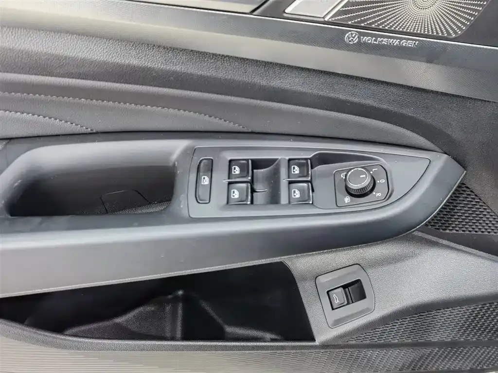 Volkswagen Passat — фото 3