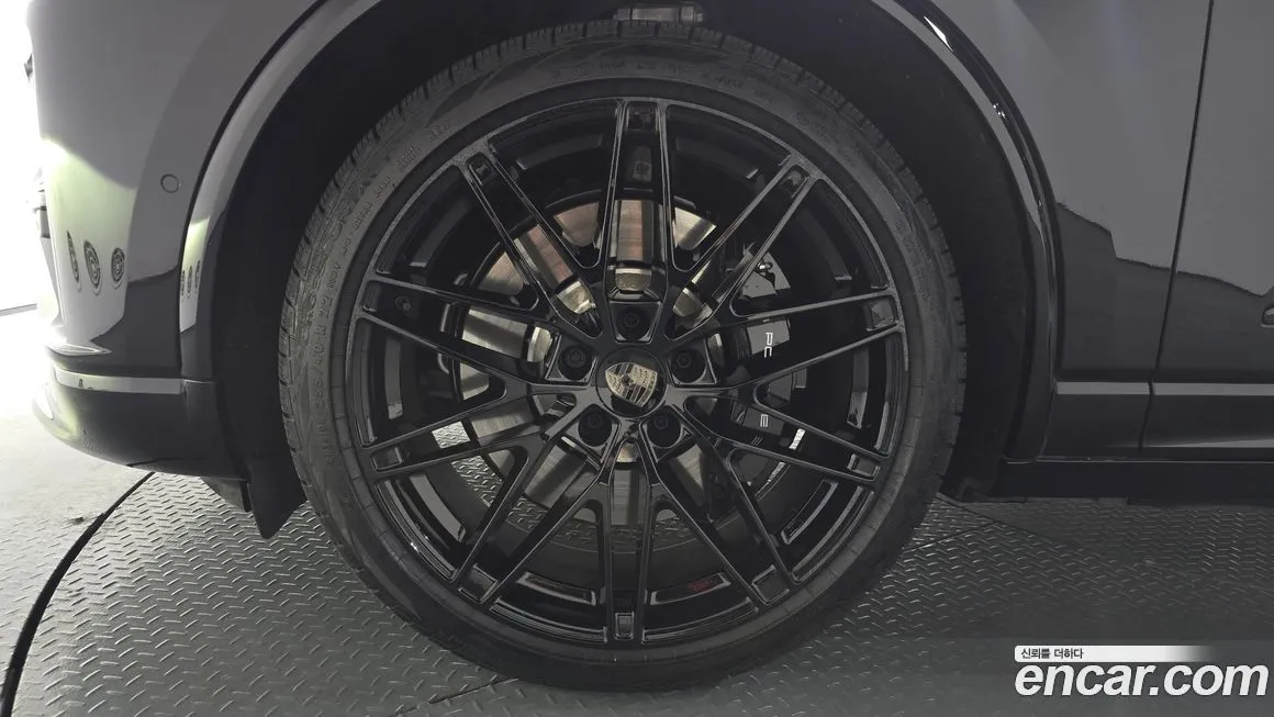 Porsche Macan 2025 из KR, фото 9