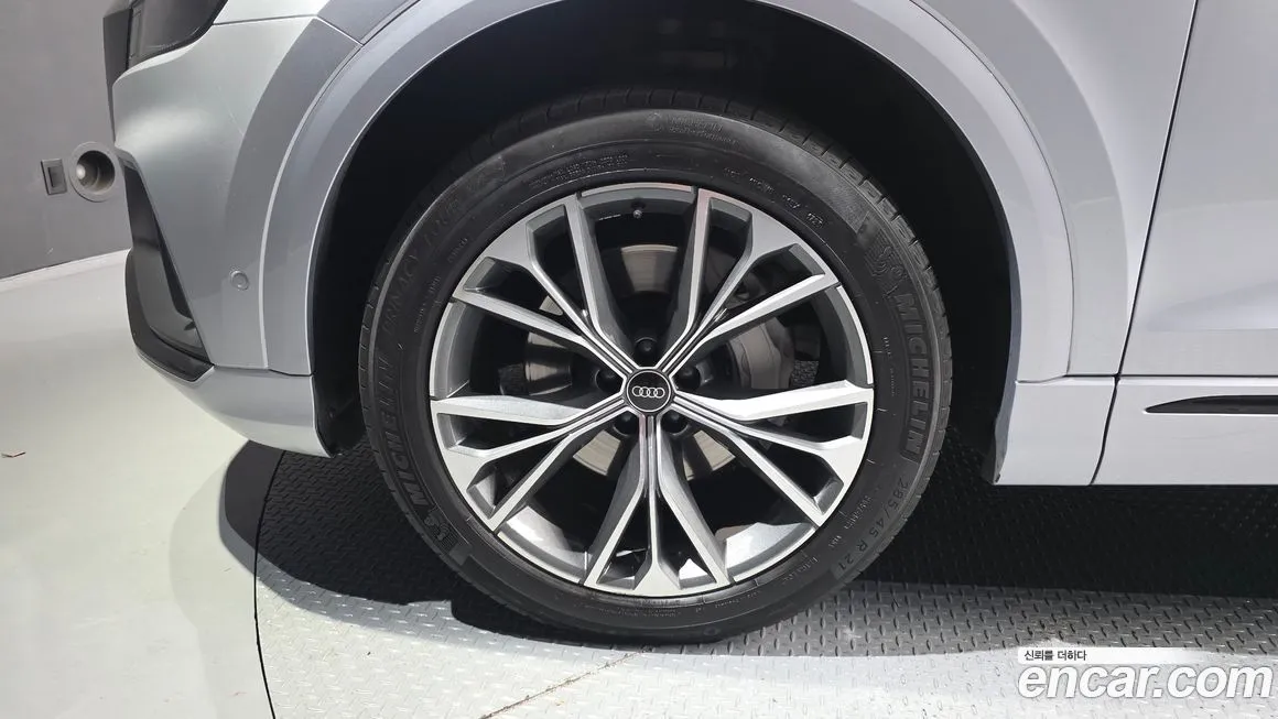 Audi Q8 2022 из KR, фото 7