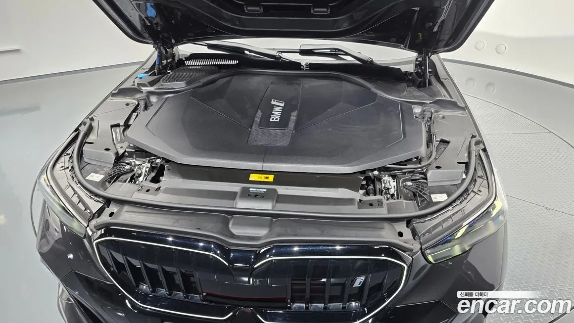 BMW i5 2024 из KR, фото 10