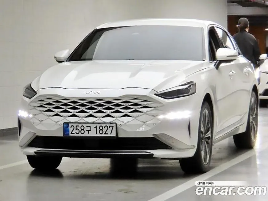 Kia K8