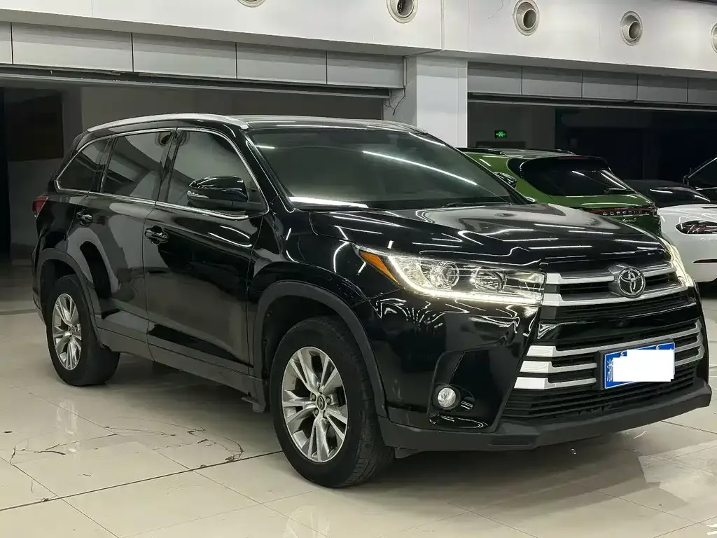 Toyota Highlander 2021 из CN, фото 3