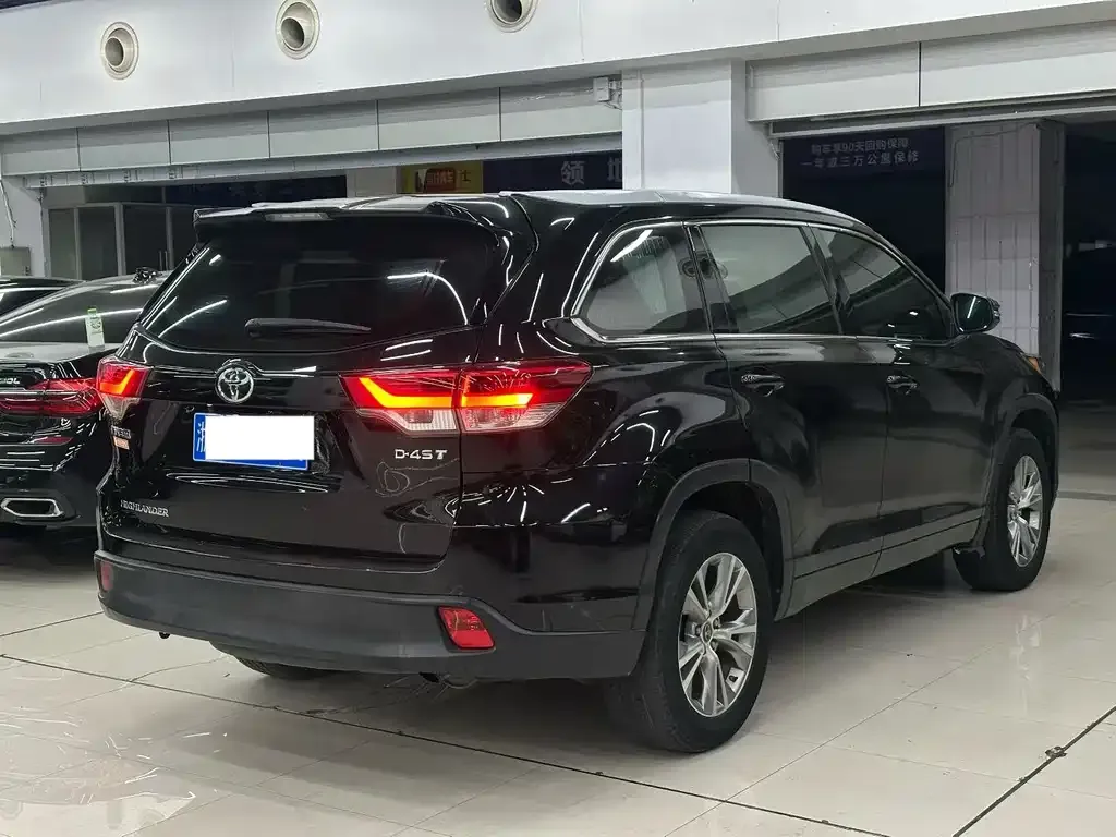 Toyota Highlander 2021 из CN, фото 7