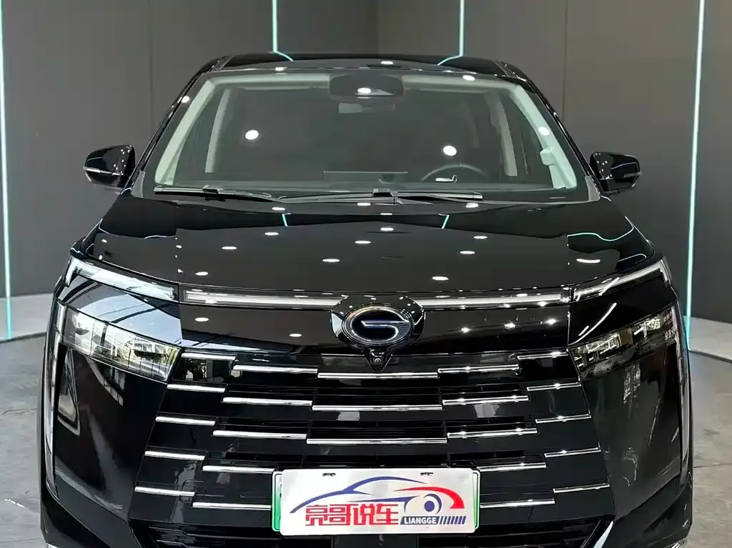 GAC Motor E8 Hybrid — фото 7