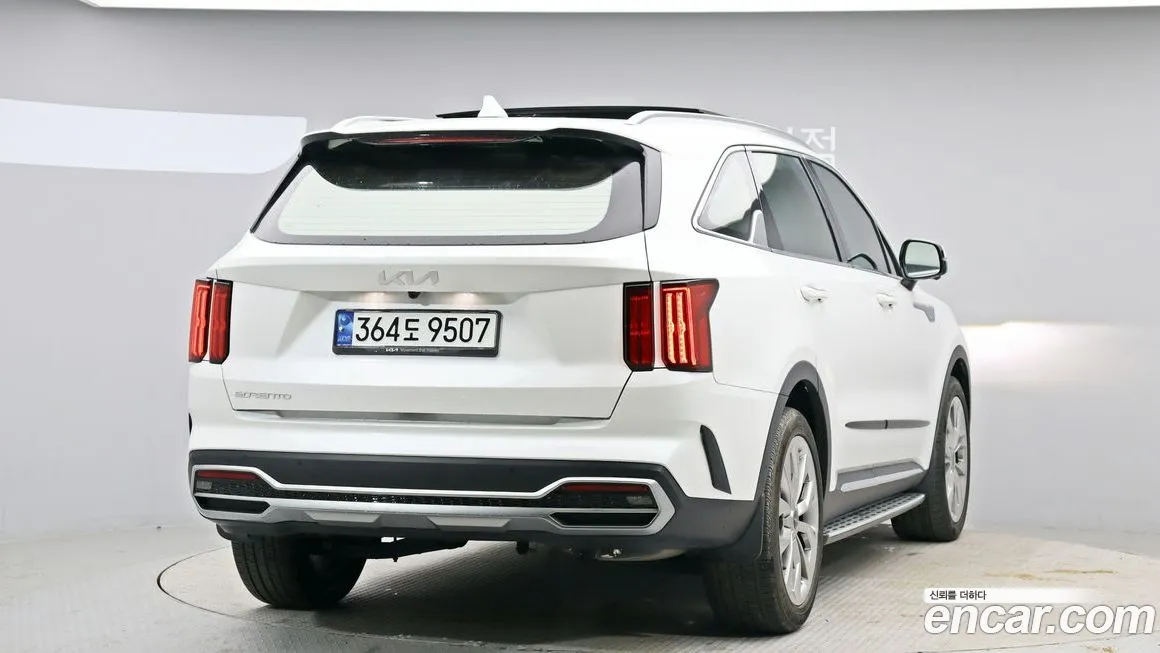 Kia Sorento — фото 6