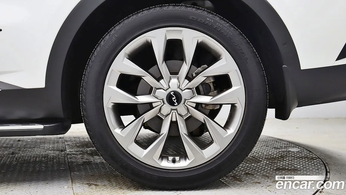 Kia Sorento — фото 5