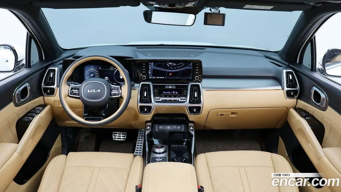 Kia Sorento — фото 10