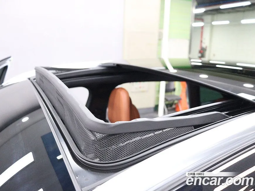Mercedes-Benz GLC-Class 2025 из KR, фото 9