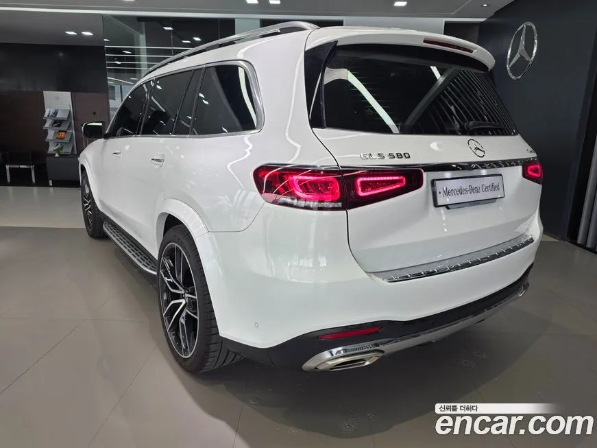 Mercedes-Benz GLS-Class — фото 4