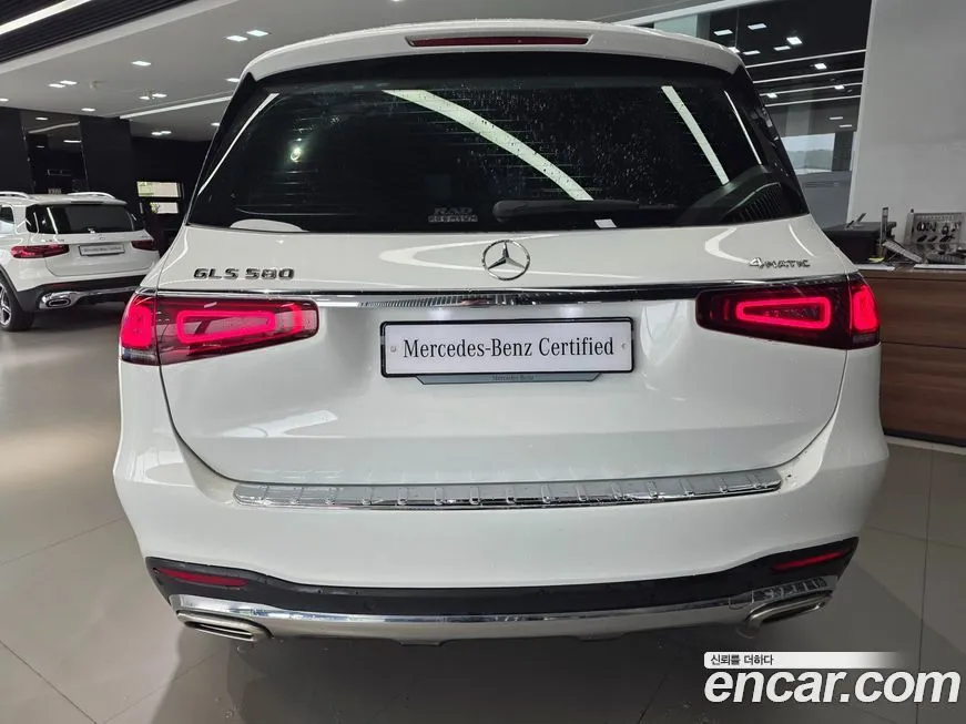 Mercedes-Benz GLS-Class — фото 10