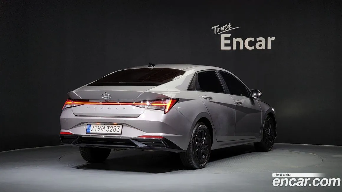 Hyundai AVANTE 2023 из KR, фото 2