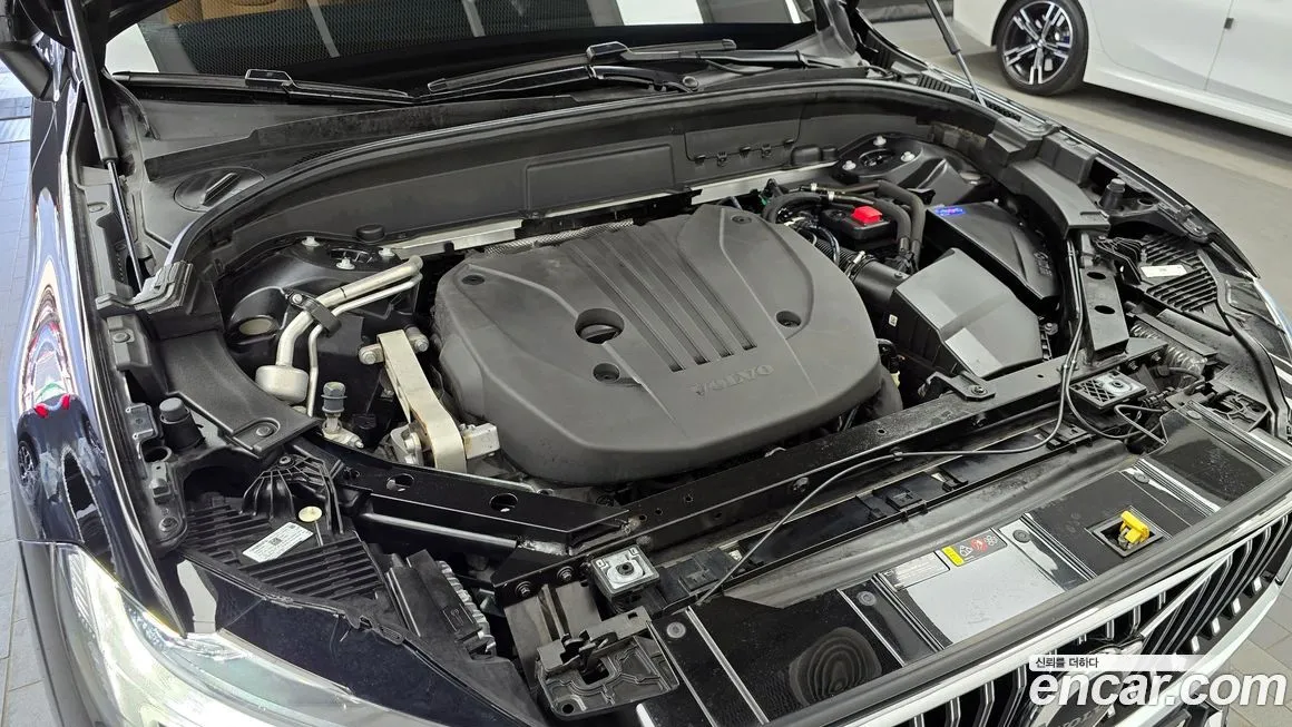 Volvo XC60 2022 из KR, фото 9