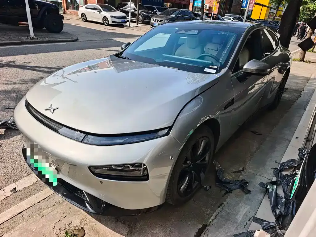 XPeng P7