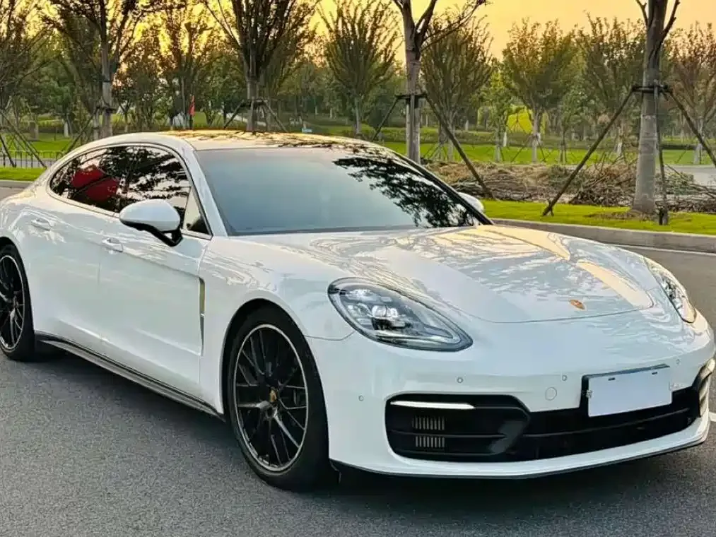 Porsche Panamera — фото 9