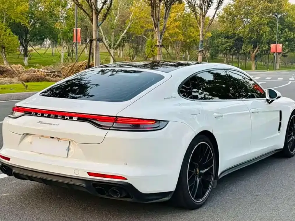 Porsche Panamera — фото 5