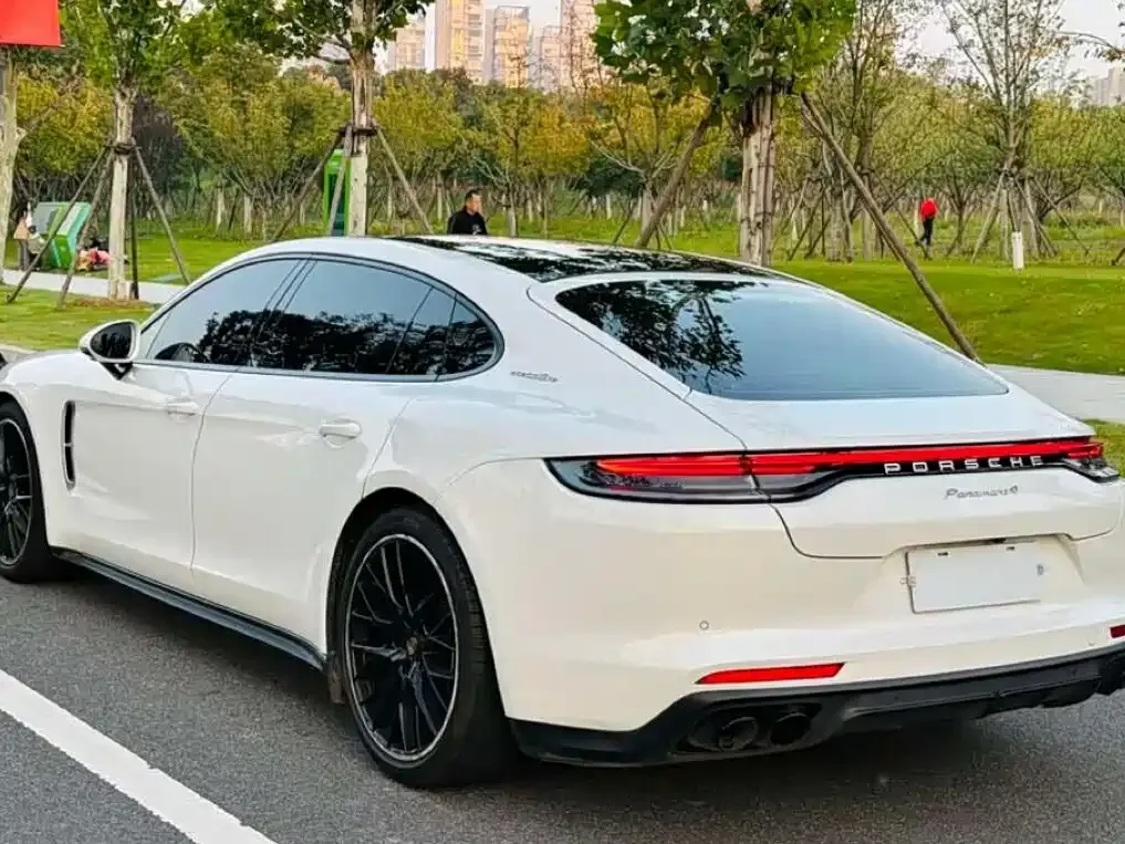 Porsche Panamera — фото 6