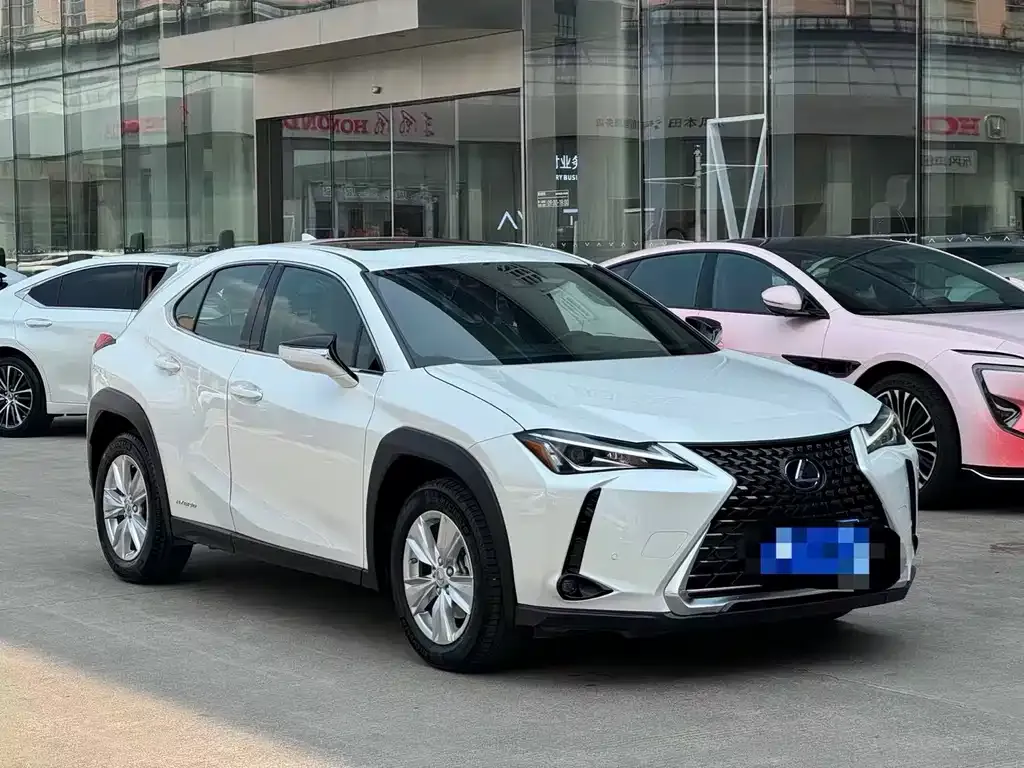 Lexus UX — фото 8