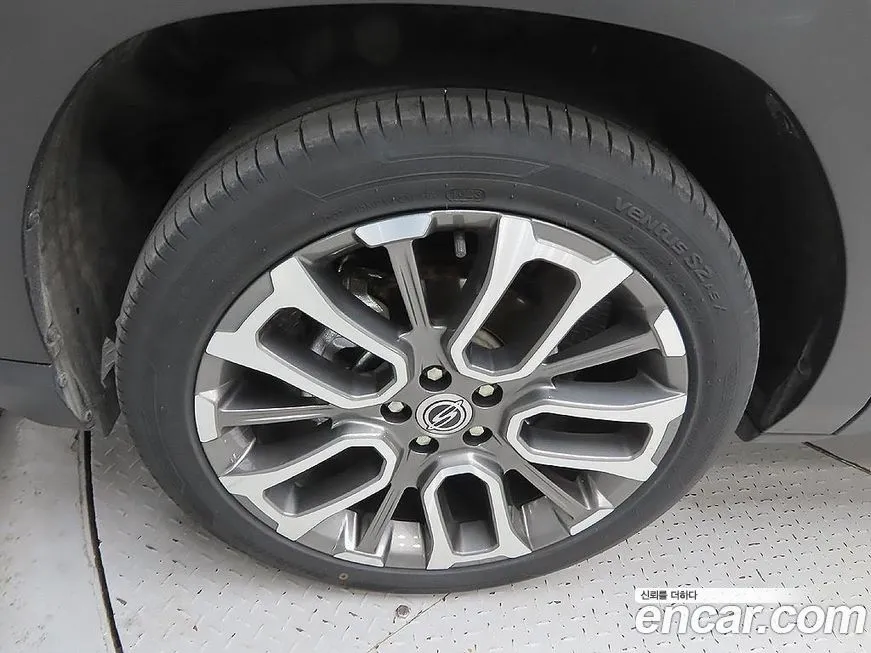 KG Mobility (Ssangyong) Torres 2023 из KR, фото 8
