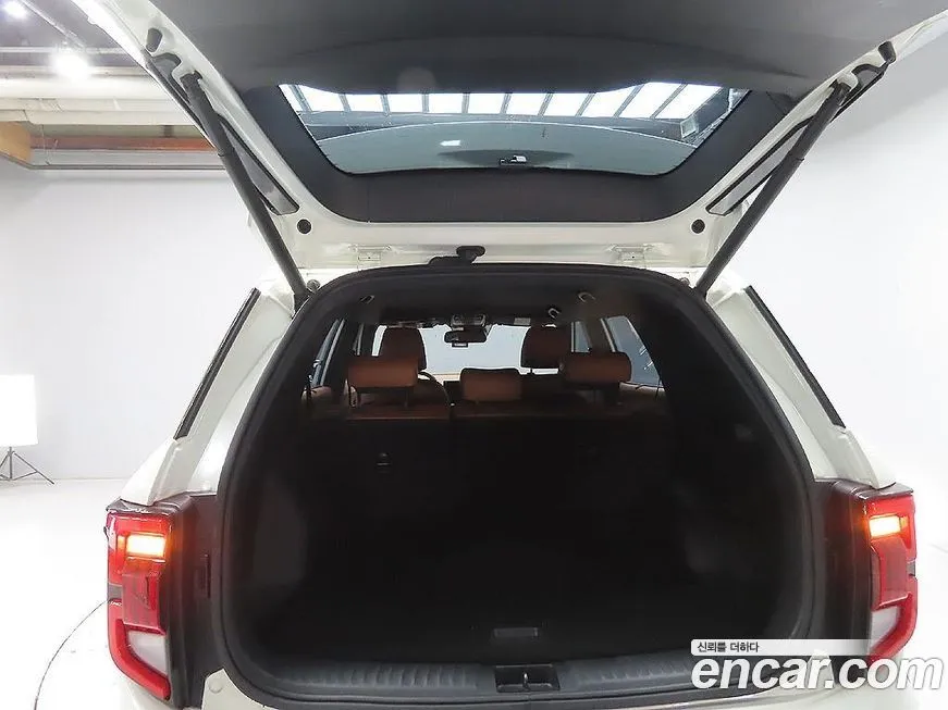KG Mobility (Ssangyong) Torres 2023 из KR, фото 5