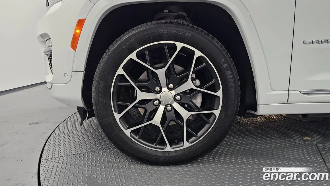 Jeep Cherokee 2023 из KR, фото 7