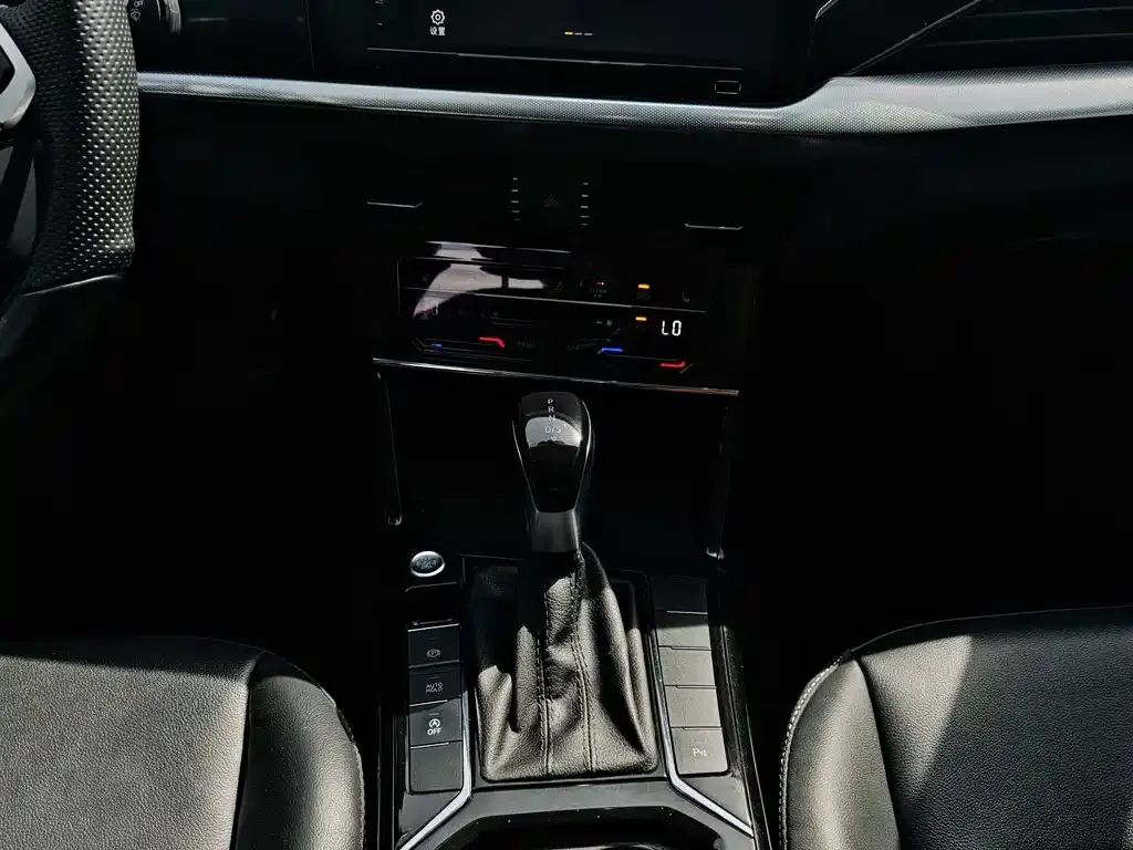 Volkswagen Passat — фото 2