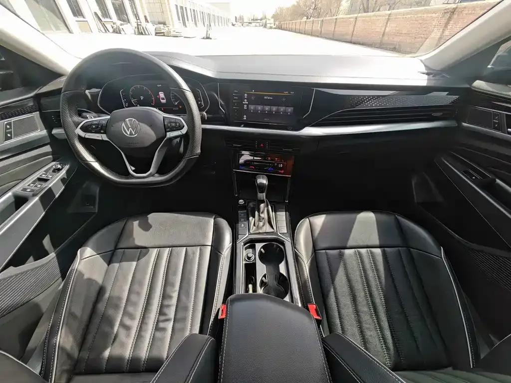 Volkswagen Passat — фото 5