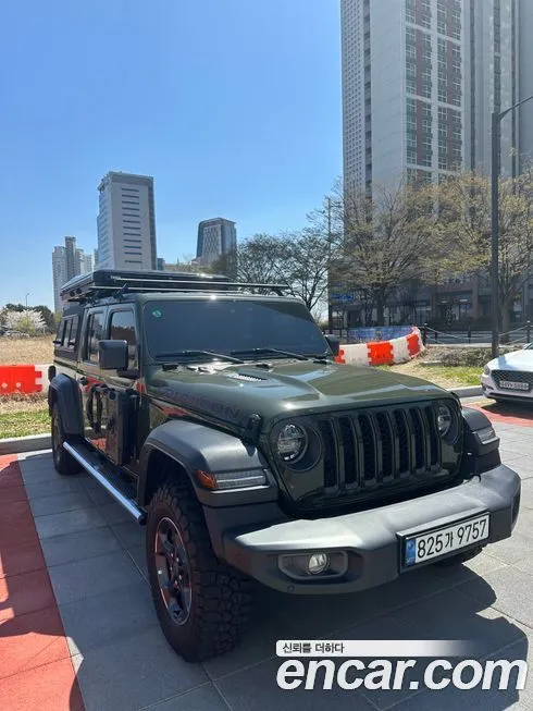 Jeep Gladiator — фото 1