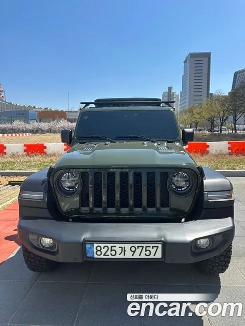 Jeep Gladiator — фото 8