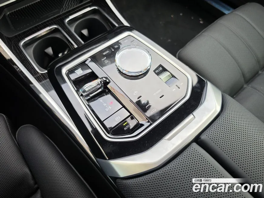 BMW 7-Series 2025 из KR, фото 5