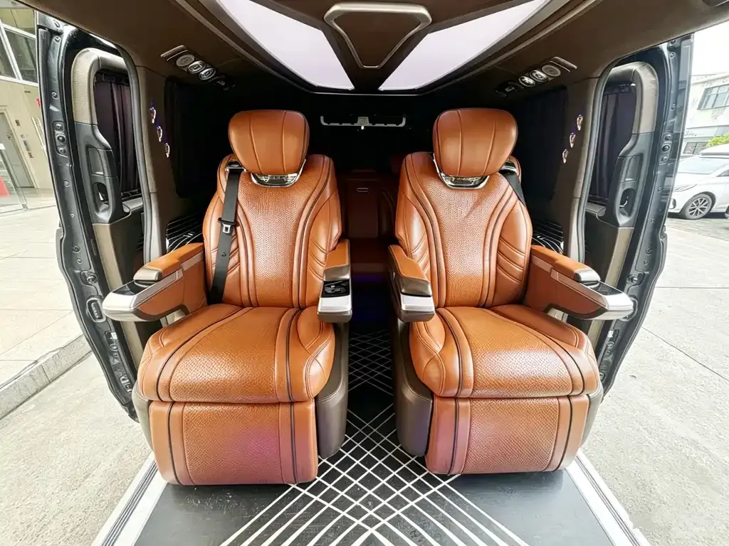 Mercedes-Benz Vito 2023 из CN, фото 6