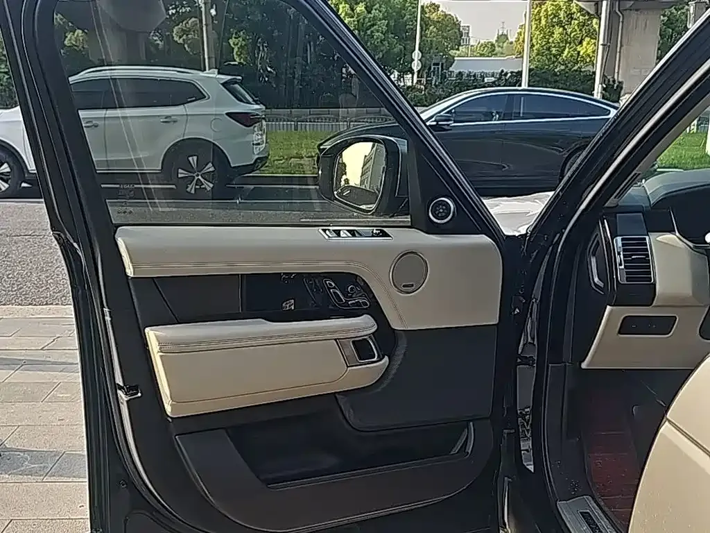Land Rover Range Rover 2022 из CN, фото 6