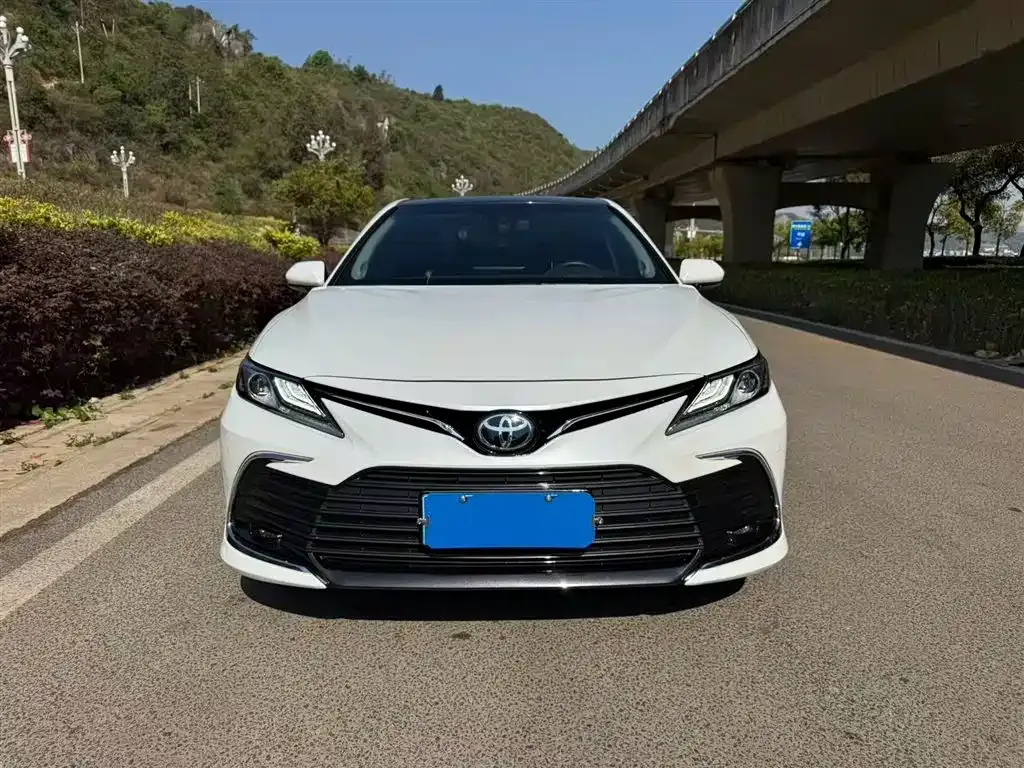 Toyota Camry 2022 из CN, фото 3